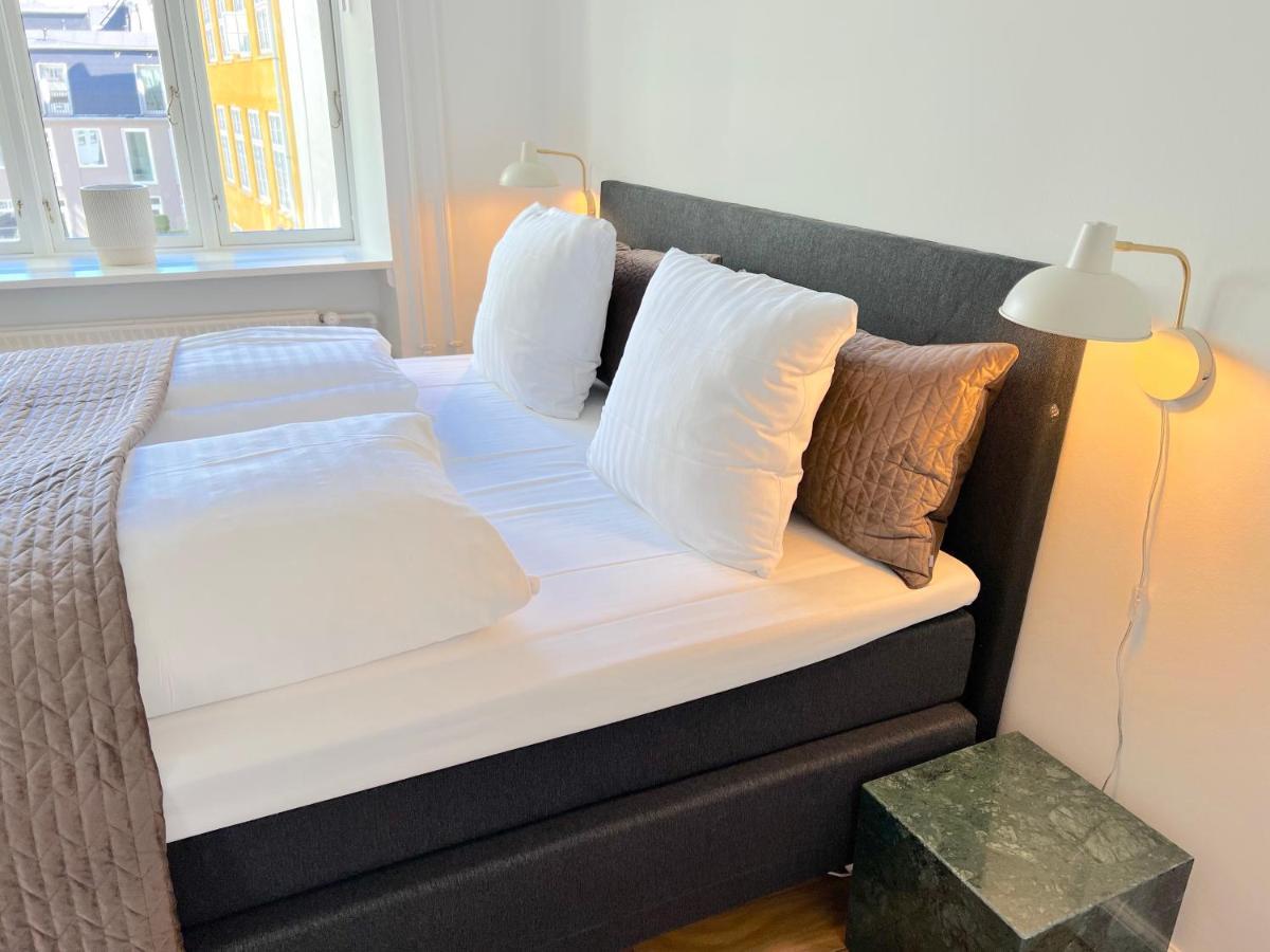 Apartment Amazing Near Tivoli Gardens & Hall Square Copenhagen