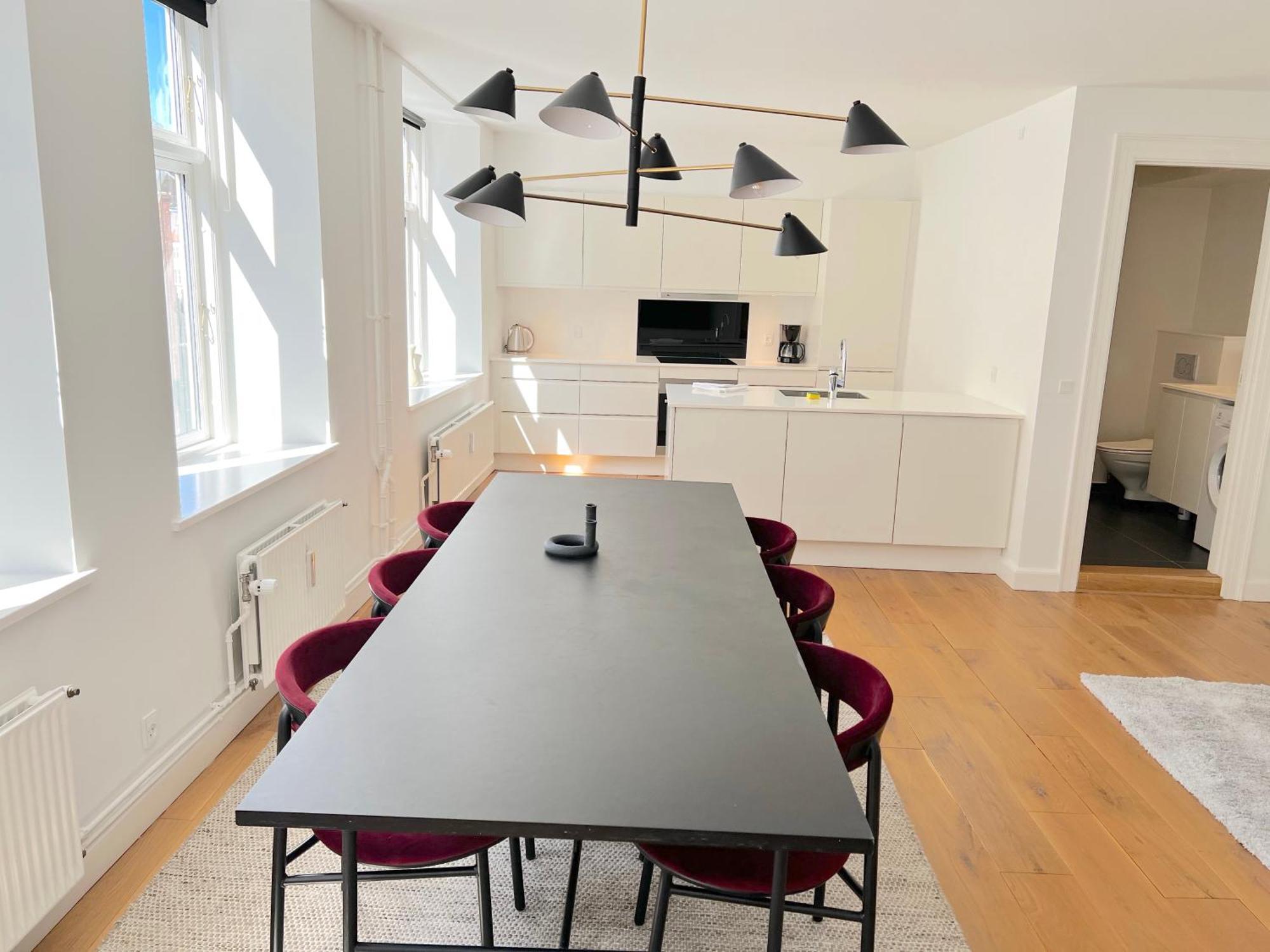 Amazing Near Tivoli Gardens & Hall Square * Copenhagen