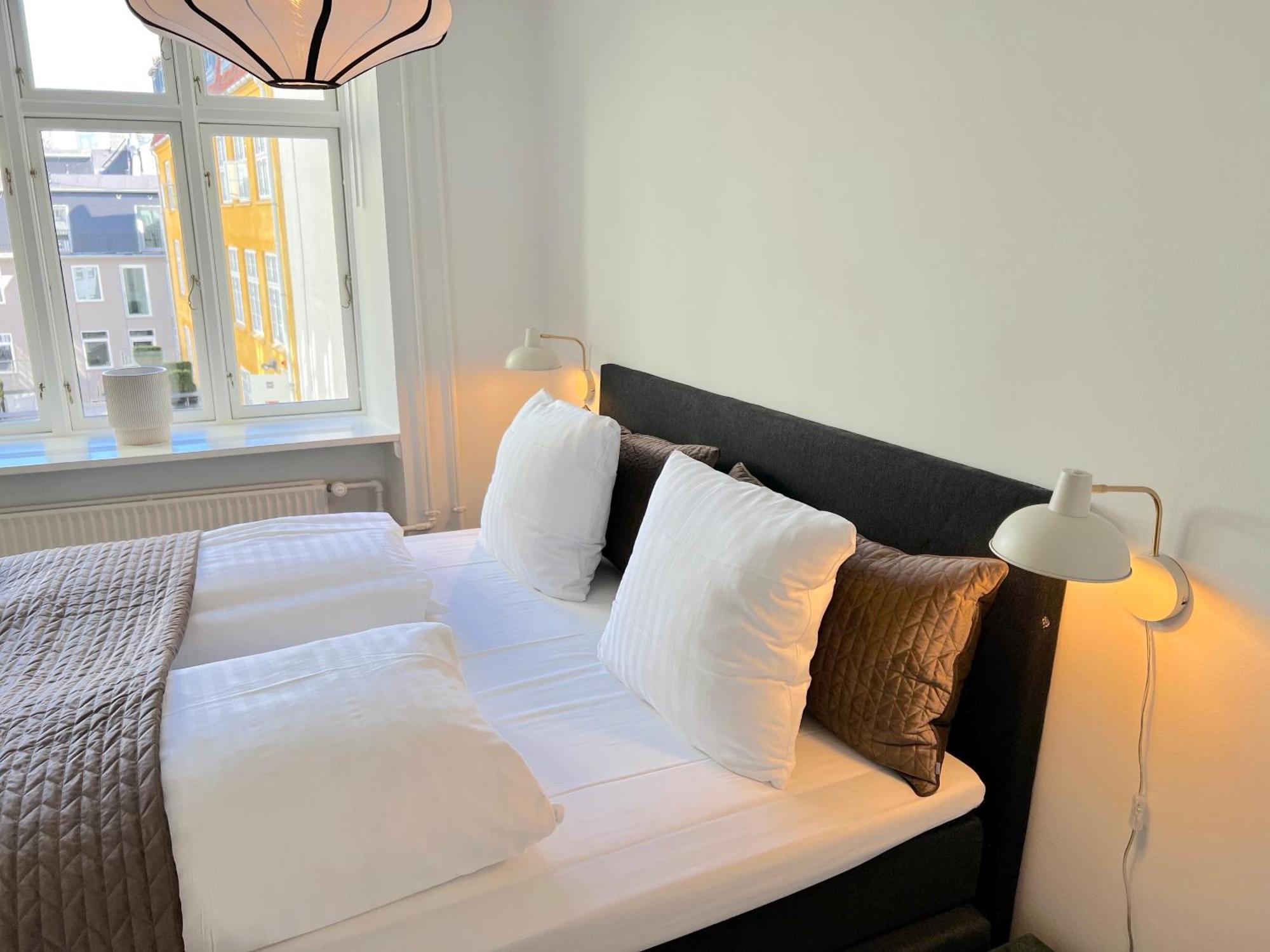 Amazing Near Tivoli Gardens & Hall Square * Copenhagen